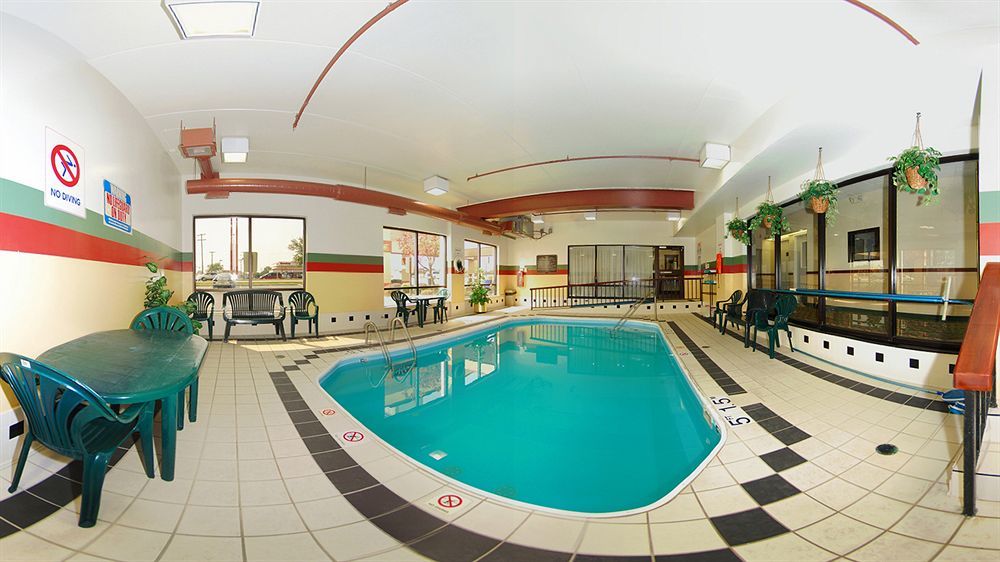Red Roof Inn & Suites Columbus West Broad Exteriör bild